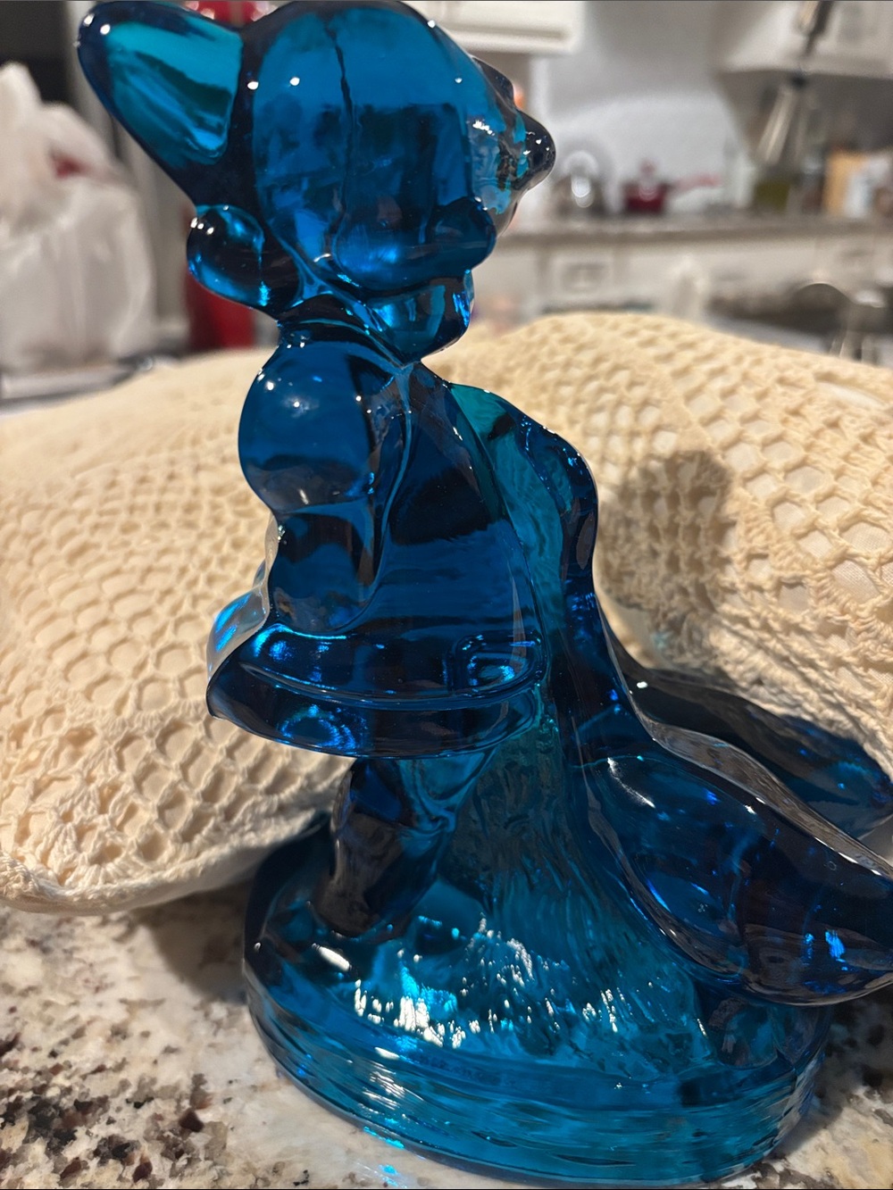 Vintage L.E. Smith glass figurine, often called the "Girl with Geese"